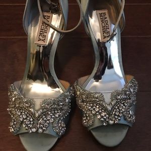 Blue badgley mischka heels